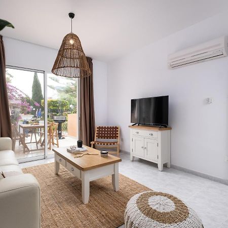 Nephele-Stylish 2Bd Townhouse In Kato Paphos 빌라 외부 사진