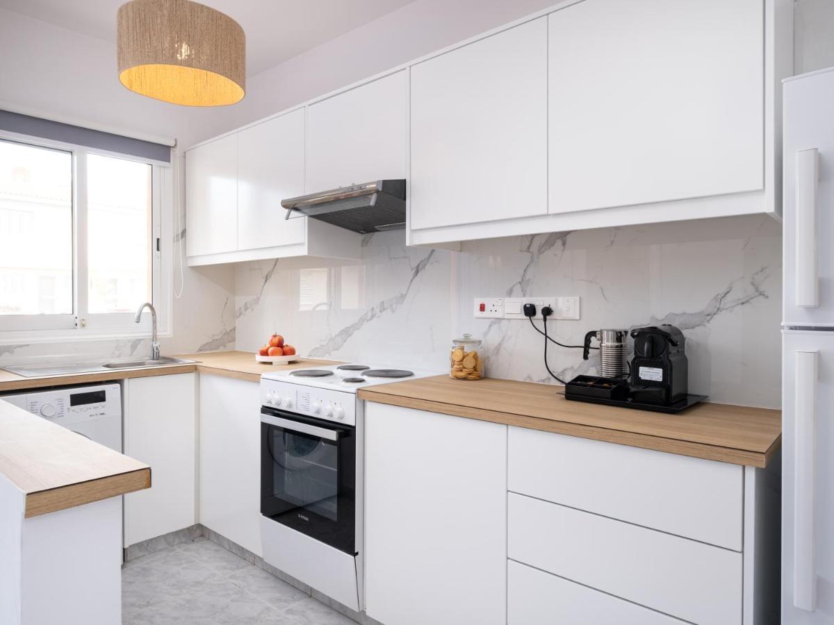 Nephele-Stylish 2Bd Townhouse In Kato Paphos 빌라 외부 사진